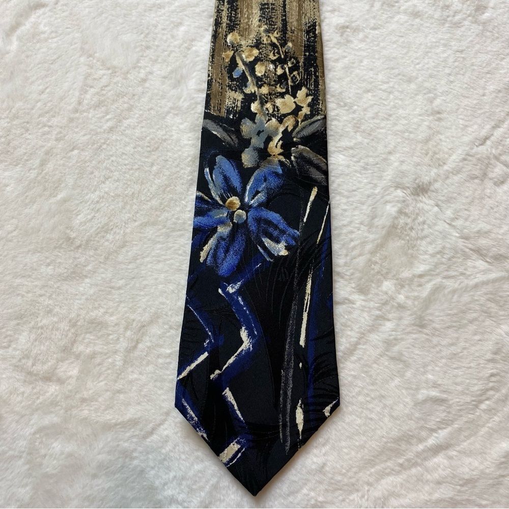 Bugatti 100% Silk Tie Blue, White Tan Floral Abstract Design